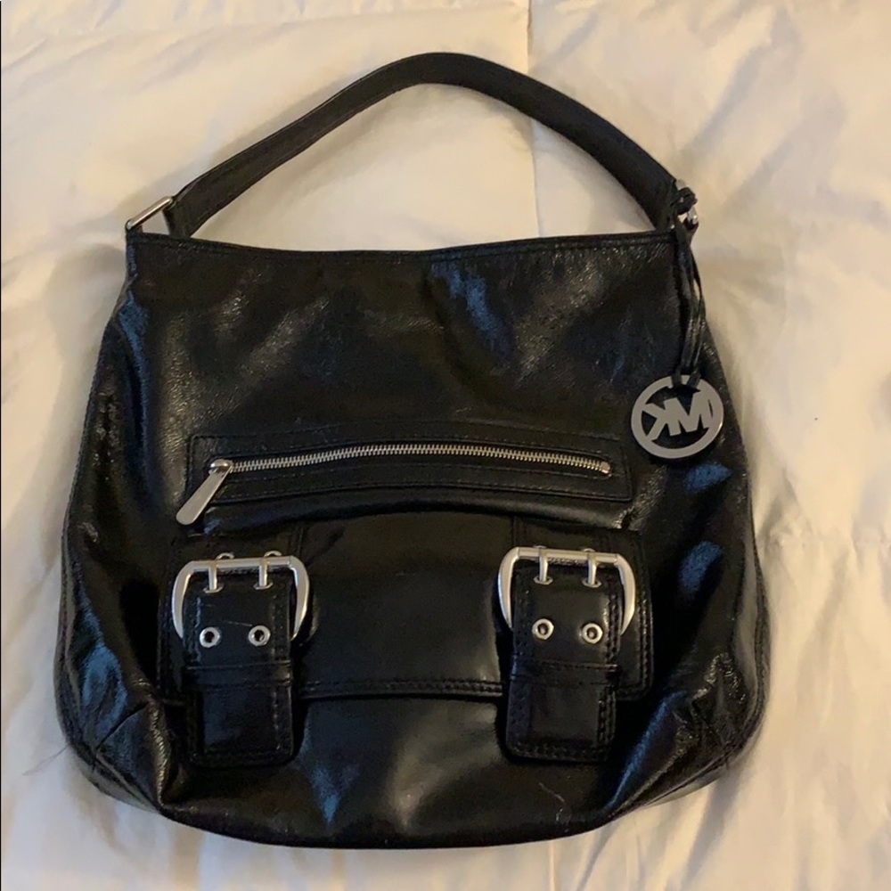 Authentic Michael Kors purse! like new condition!!